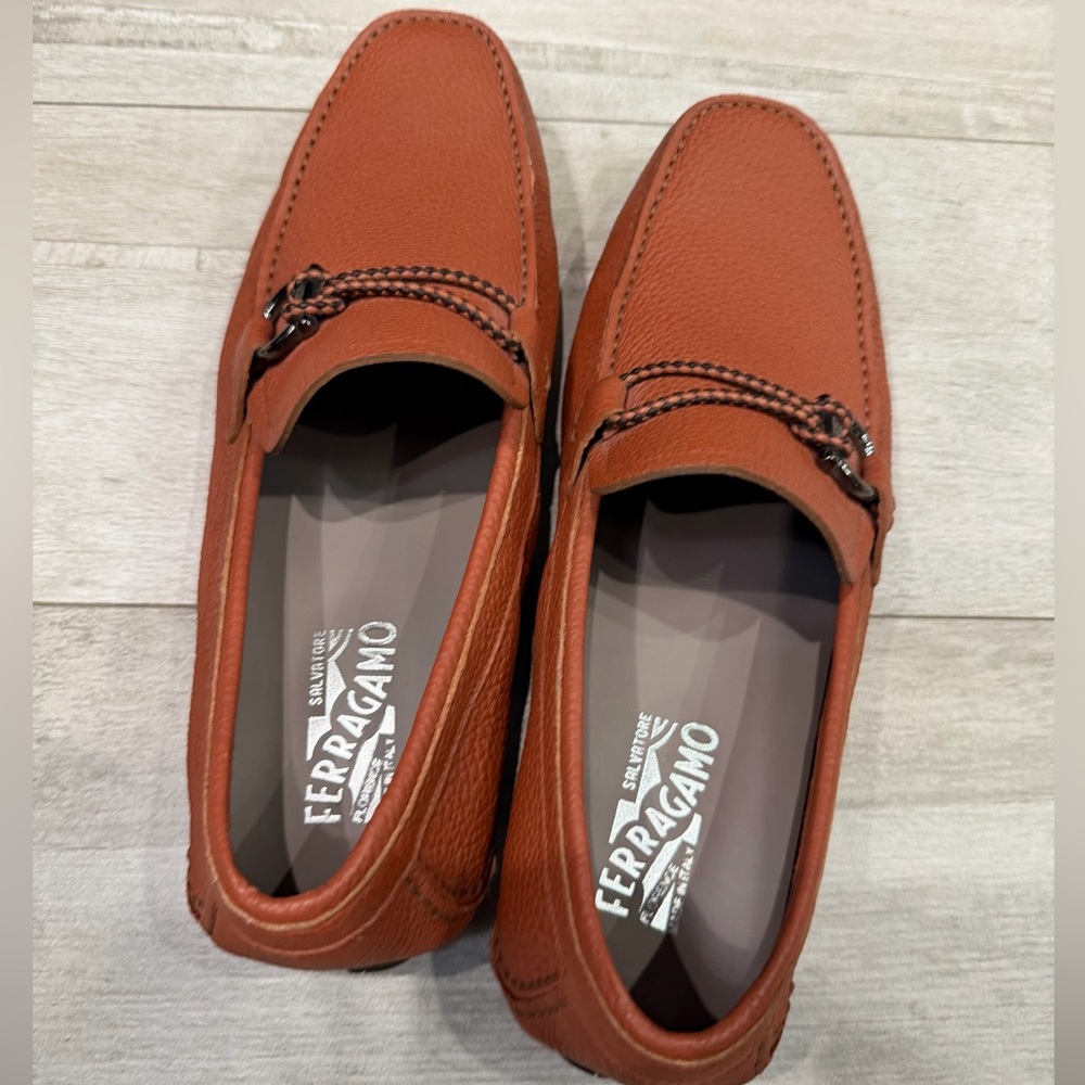 Salvatore Ferragamo Pebbled Leather Bit Loafer in Cognac Brown retail price $785 - Picture 2 of 9